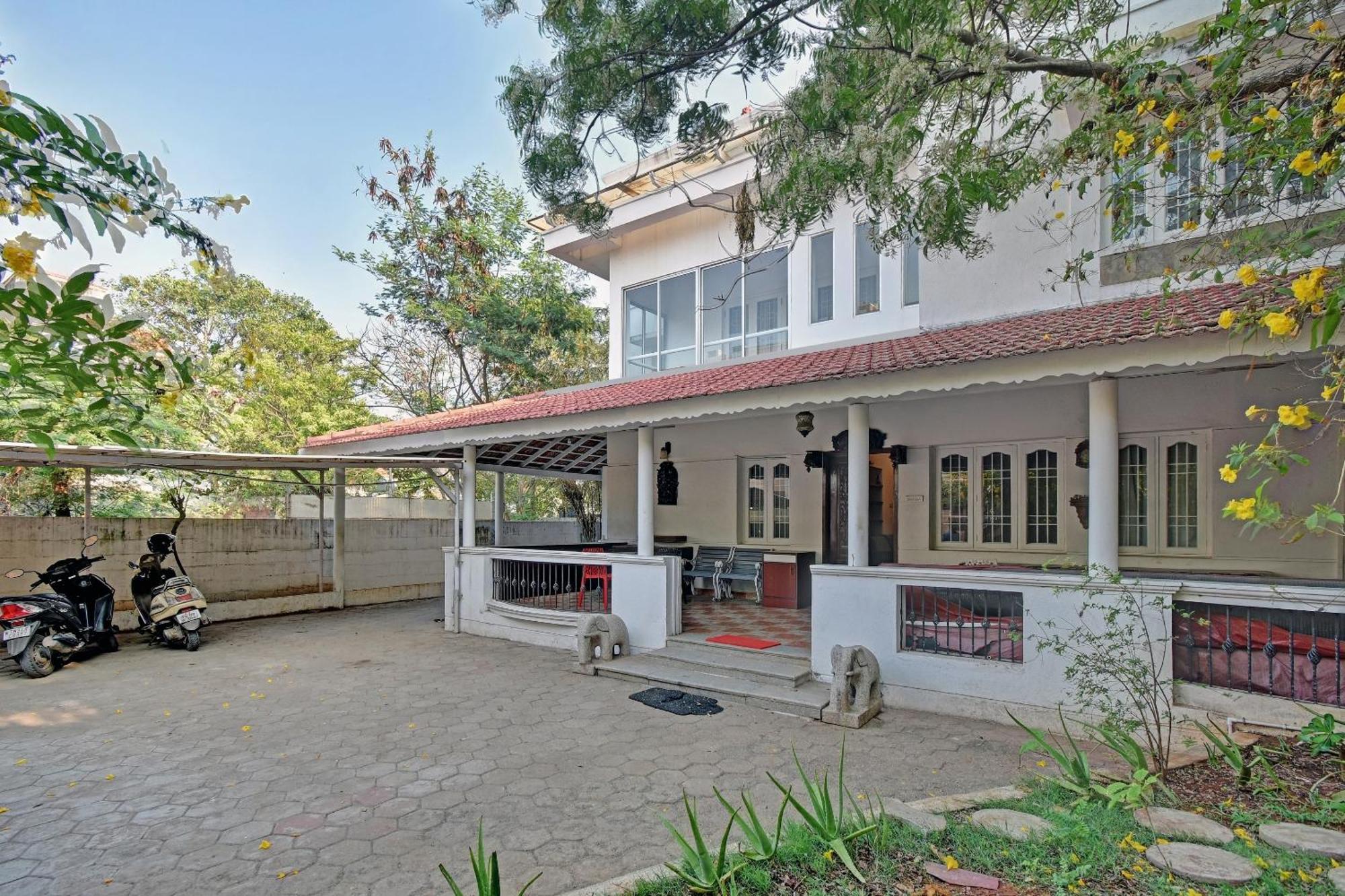 Hotel O Dakshin Villa Ecr Ченай Екстериор снимка